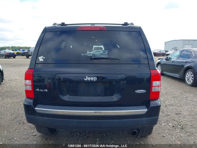 1C4NJRAB4GD618397 Jeep Patriot Sport/north