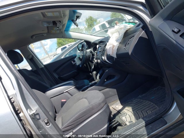 12681297 :رقم المزاد ، KM8JTCAC1CU435379 vin ، 2012 Hyundai Tucson Gl مزاد بيع