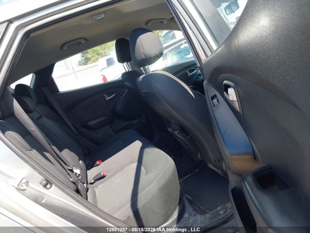 12681297 :رقم المزاد ، KM8JTCAC1CU435379 vin ، 2012 Hyundai Tucson Gl مزاد بيع