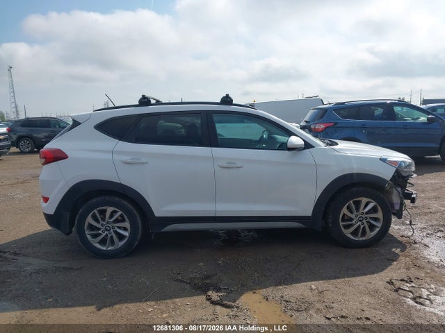 Hyundai TUCSON SE 2017 KM8J3CA40HU401756 Image 14