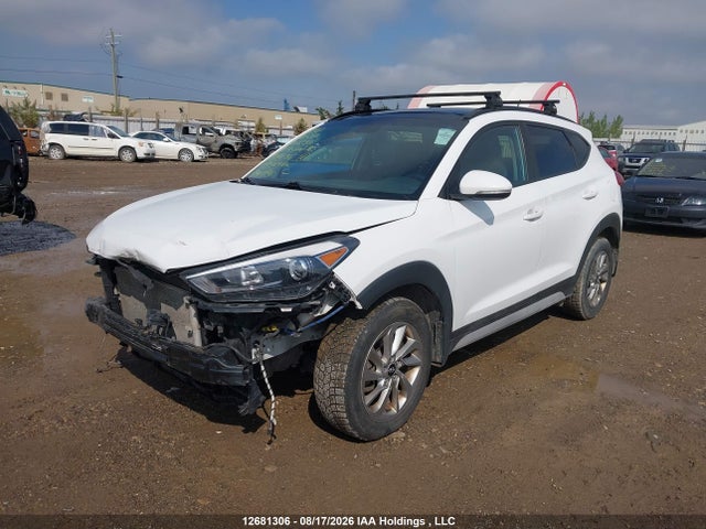 Hyundai TUCSON SE 2017 KM8J3CA40HU401756 Image 2