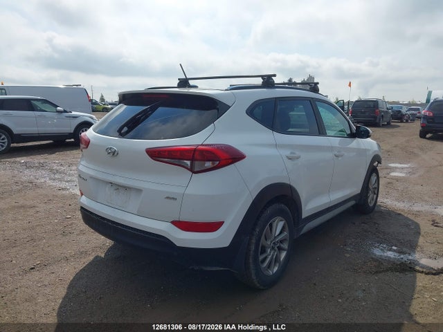Hyundai TUCSON SE 2017 KM8J3CA40HU401756 Image 4