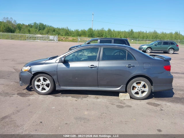 12681329 :رقم المزاد ، 2T1BU4EE4BC635952 vin ، 2011 Toyota Corolla S مزاد بيع