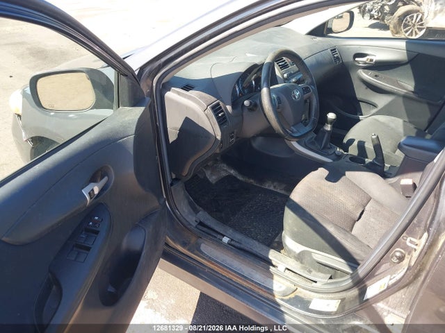 12681329 :رقم المزاد ، 2T1BU4EE4BC635952 vin ، 2011 Toyota Corolla S مزاد بيع