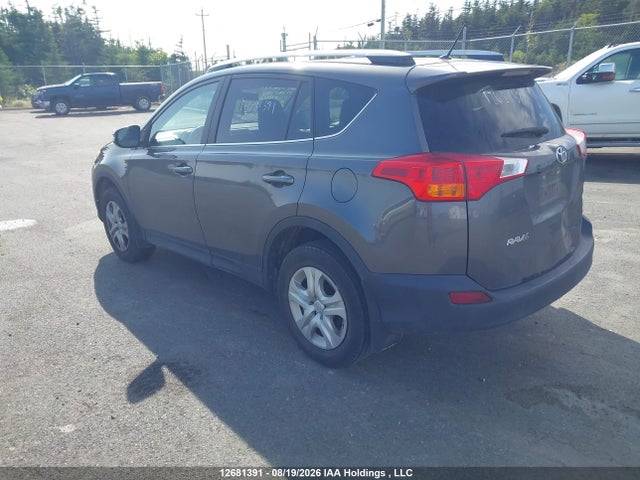 2T3BFREV1FW233664 Toyota RAV4 LE