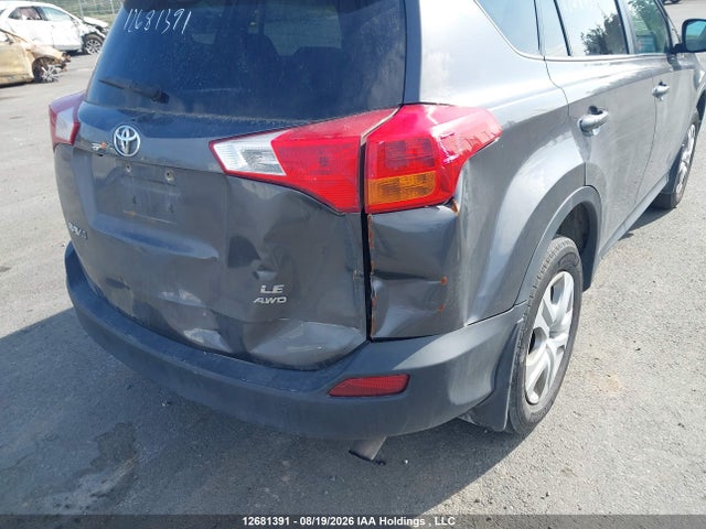 2T3BFREV1FW233664 Toyota RAV4 LE