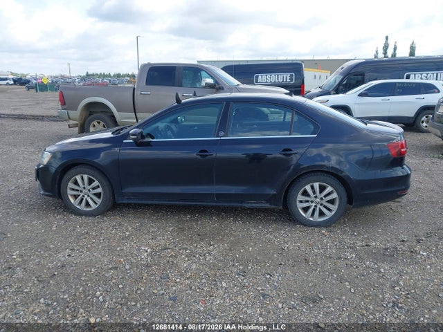 2017 Volkswagen Jetta Se მანქანა იყიდება აუქციონზე, vin: 3VWDB7AJ2HM381576, აუქციონის ნომერი: 12681414