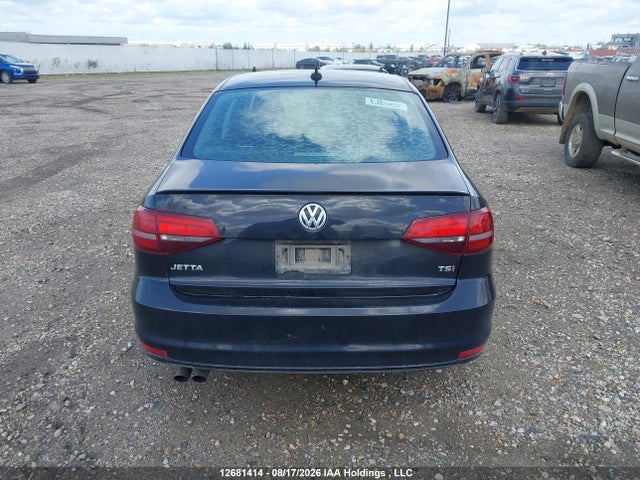 2017 Volkswagen Jetta Se მანქანა იყიდება აუქციონზე, vin: 3VWDB7AJ2HM381576, აუქციონის ნომერი: 12681414