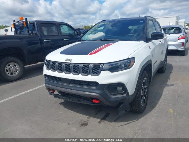 Jeep Compass Trailhawk 2024 3C4NJDDN8RT138191 Image 2
