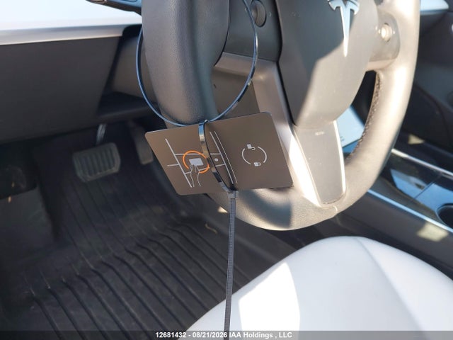 Tesla Model 3 Standard Range Plus 2020 5YJ3E1EA3LF717813 Image 11