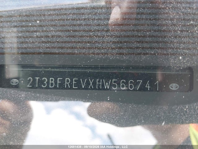 Toyota RAV4 2017 2T3BFREVXHW566741 Image 17