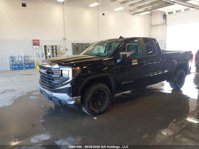 GMC Sierra 1500 Pro 2023 1GTRUAED6PZ325111 Image 2