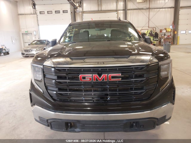 GMC Sierra 1500 Pro 2023 1GTRUAED6PZ325111 Image 6