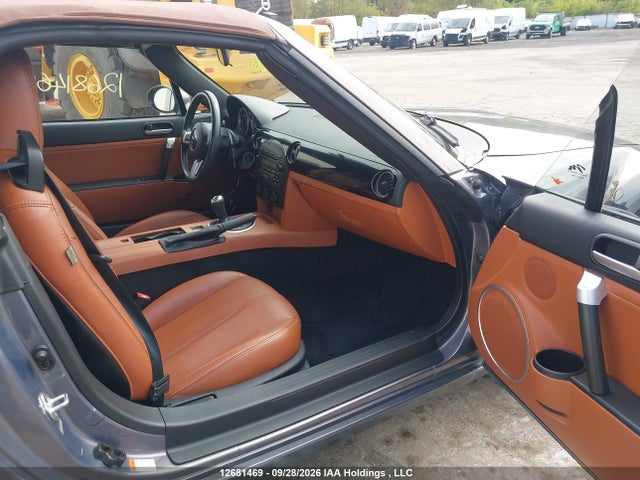 Продаж на аукціоні авто 2007 Mazda Mx-5 Miata, vin: JM1NC25FX70123319, номер лоту: 12681469