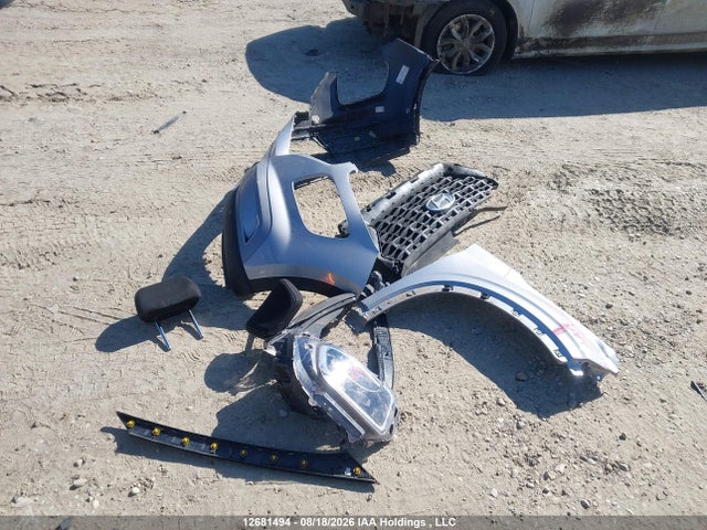 12681494 :رقم المزاد ، KMHRC8A37SU382377 vin ، 2025 Hyundai Venue Preferred W/two-tone مزاد بيع