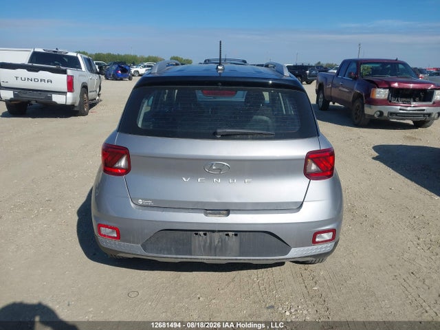 12681494 :رقم المزاد ، KMHRC8A37SU382377 vin ، 2025 Hyundai Venue Preferred W/two-tone مزاد بيع