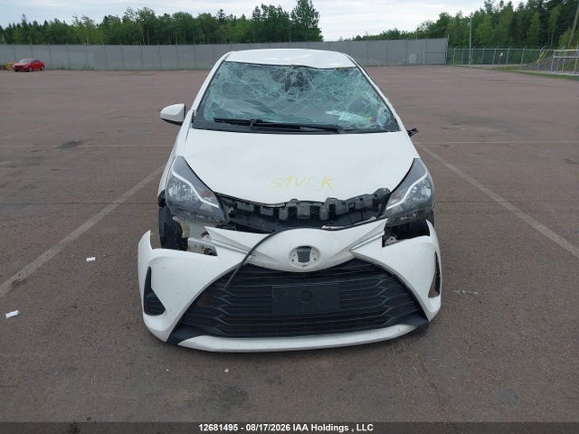 2018 Toyota Yaris Le მანქანა იყიდება აუქციონზე, vin: VNKKTUD31JA098048, აუქციონის ნომერი: 12681495