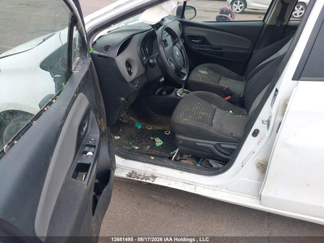 2018 Toyota Yaris Le მანქანა იყიდება აუქციონზე, vin: VNKKTUD31JA098048, აუქციონის ნომერი: 12681495