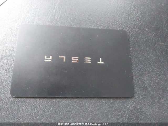 Продажа на аукционе авто 2018 Tesla Model 3, vin: 5YJ3E1EAXJF028574, номер лота: 12681497