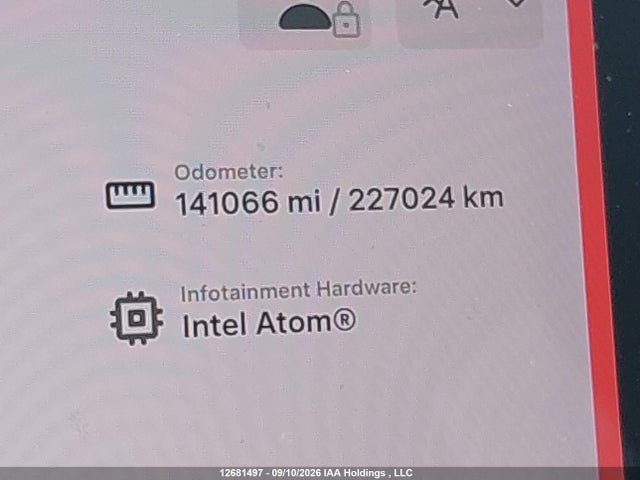 Продажа на аукционе авто 2018 Tesla Model 3, vin: 5YJ3E1EAXJF028574, номер лота: 12681497