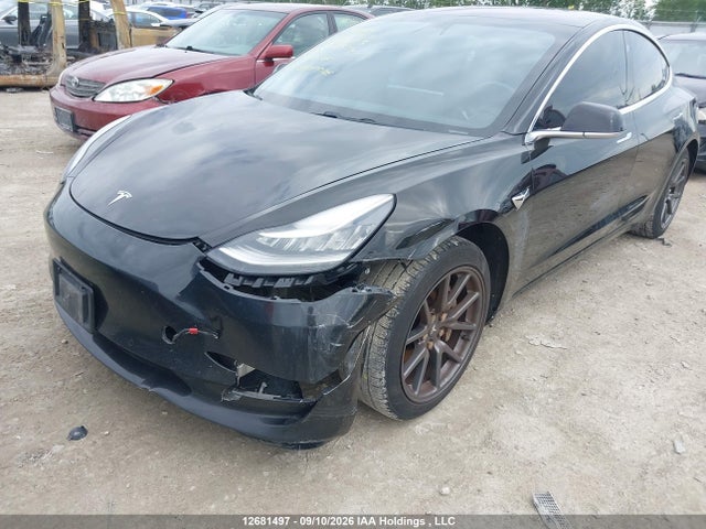 Продажа на аукционе авто 2018 Tesla Model 3, vin: 5YJ3E1EAXJF028574, номер лота: 12681497