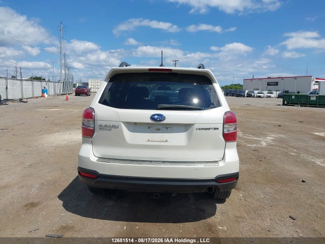 Subaru Forester 2.5i Touring 2015 JF2SJCTC9FH481892 Image 17
