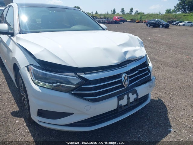 Продажа на аукционе авто 2019 Volkswagen Jetta Sel, vin: 3VWE57BU1KM035997, номер лота: 12681521