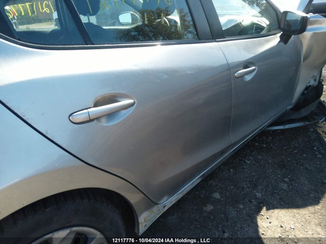 2014 Mazda 3 Sport მანქანა იყიდება აუქციონზე, vin: JM1BM1U72E1165687, აუქციონის ნომერი: 12117776