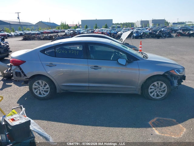 Продажа на аукционе авто 2017 Hyundai Elantra Le, vin: 5NPD74LF0HH073307, номер лота: 12647791