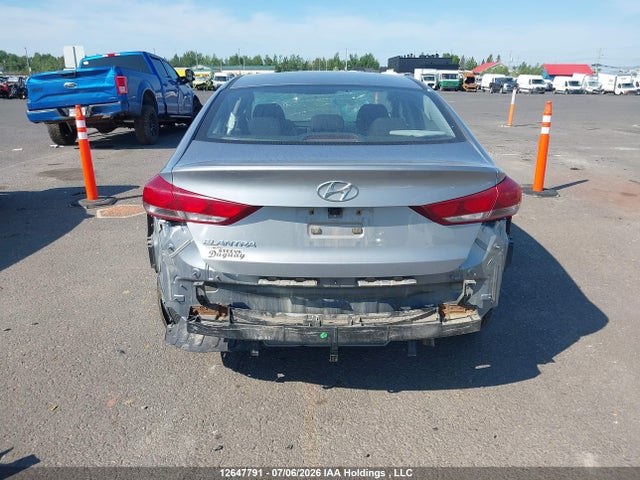 Продажа на аукционе авто 2017 Hyundai Elantra Le, vin: 5NPD74LF0HH073307, номер лота: 12647791