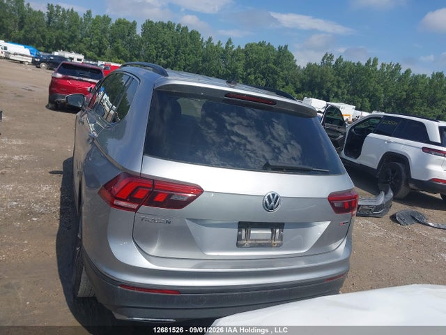 12681526 :رقم المزاد ، 3VV2B7AX3KM088986 vin ، 2019 Volkswagen Tiguan Comfortline مزاد بيع