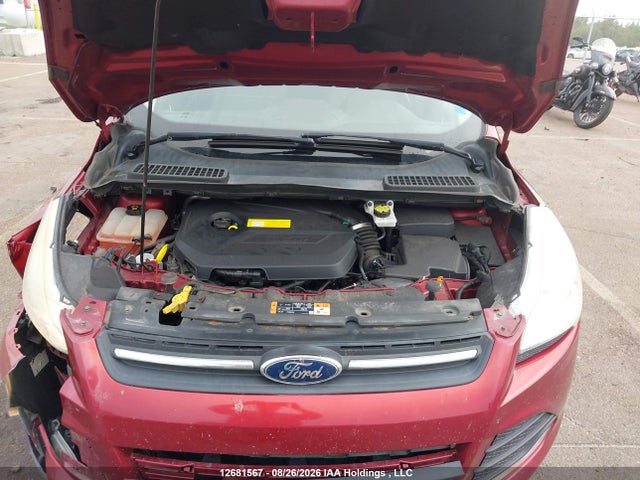 1FMCU9GX9FUC15995 Ford ESCAPE SE