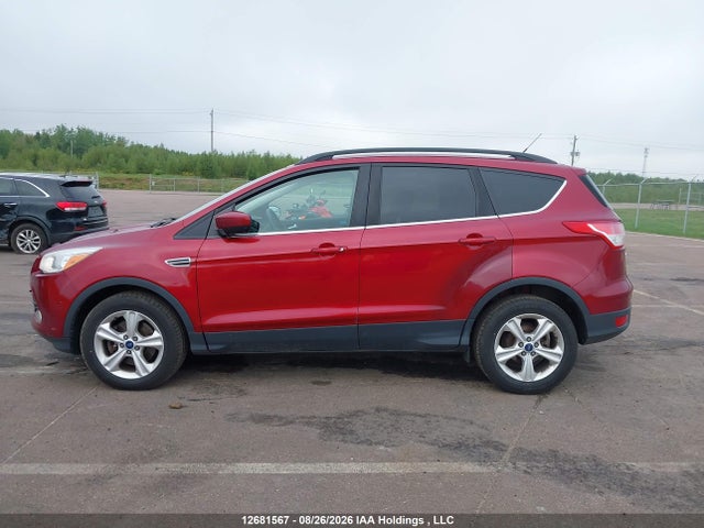 1FMCU9GX9FUC15995 Ford ESCAPE SE