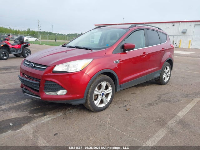 1FMCU9GX9FUC15995 Ford ESCAPE SE