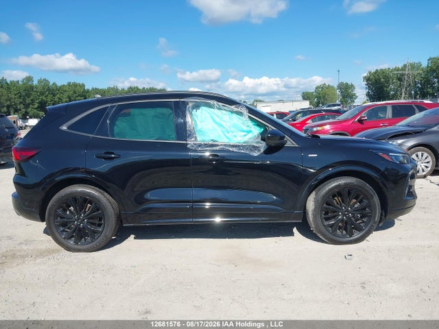 Продажа на аукционе авто 2023 Ford Escape St Line Elite, vin: 1FMCU9PZ1PUA61057, номер лота: 12681576
