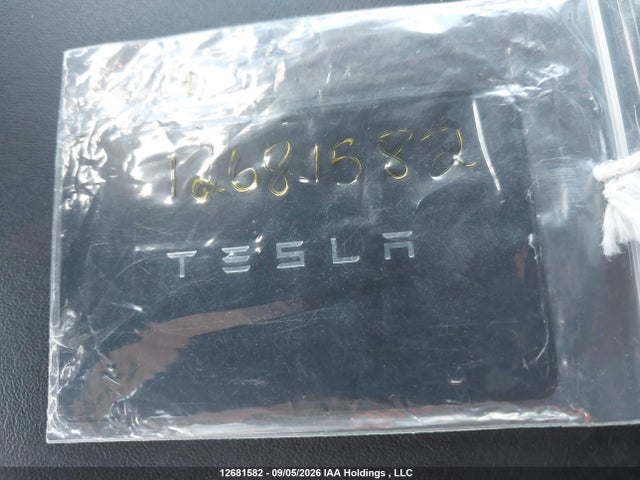 12681582 :رقم المزاد ، 7SAYGDEEXRF204333 vin ، 2024 Tesla Model Y Long Range مزاد بيع