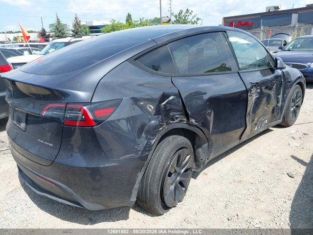 12681582 :رقم المزاد ، 7SAYGDEEXRF204333 vin ، 2024 Tesla Model Y Long Range مزاد بيع