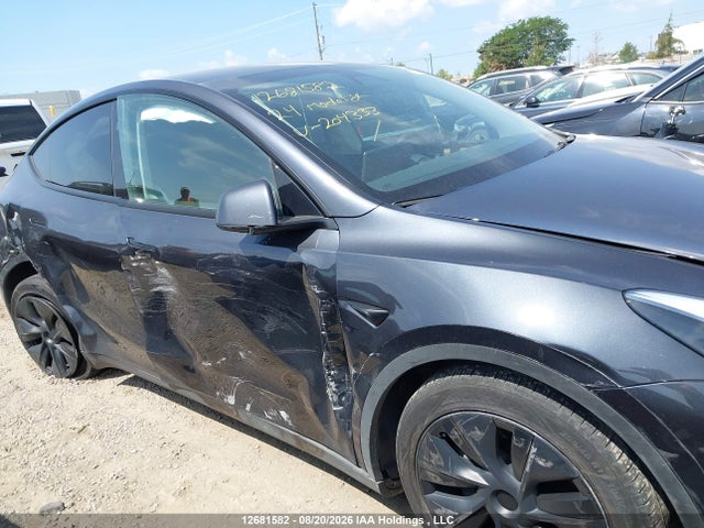 12681582 :رقم المزاد ، 7SAYGDEEXRF204333 vin ، 2024 Tesla Model Y Long Range مزاد بيع
