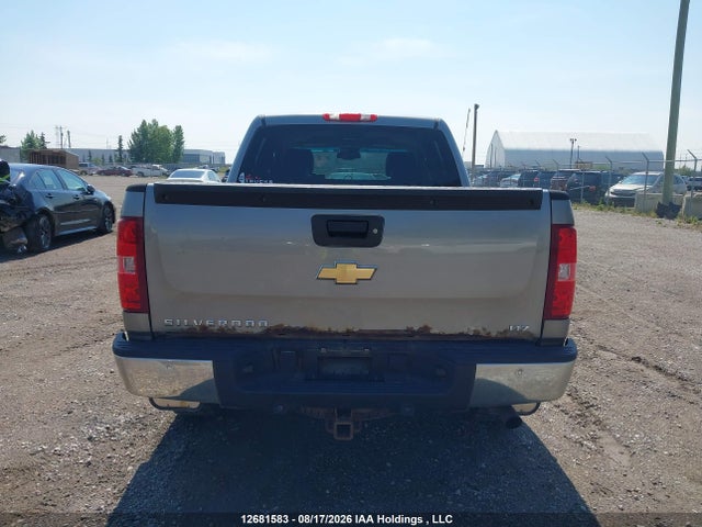 2007 Chevrolet Silverado K1500 Crew Cab მანქანა იყიდება აუქციონზე, vin: 2GCEK13Y571661836, აუქციონის ნომერი: 12681583