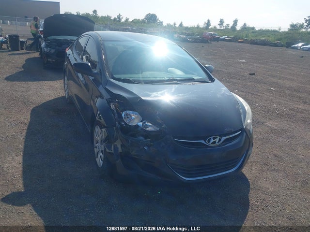 Продажа на аукционе авто 2013 Hyundai Elantra Gls/limited, vin: 5NPDH4AE1DH302854, номер лота: 12681597