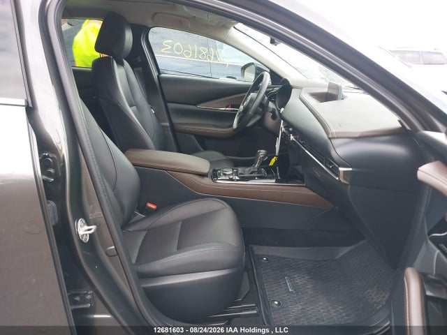 12681603 :رقم المزاد ، 3MVDMBDYXPM503509 vin ، 2023 Mazda Cx-30 مزاد بيع