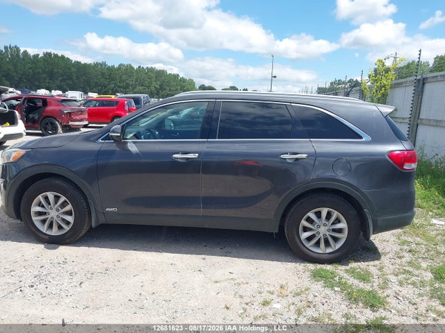 KIA Sorento 2017 5XYPGDA35HG316106 Image 14