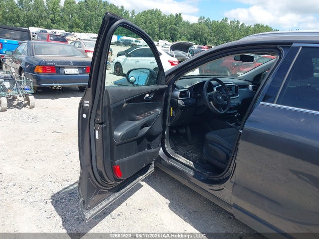 KIA Sorento 2017 5XYPGDA35HG316106 Image 19