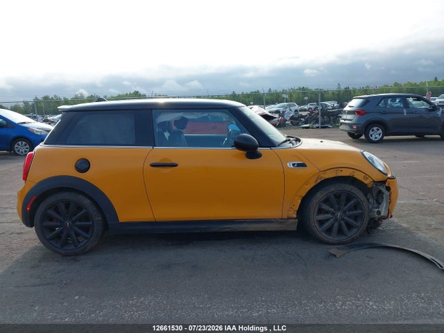 2015 Mini 3 Door Cooper S მანქანა იყიდება აუქციონზე, vin: WMWXP7C50F2A59024, აუქციონის ნომერი: 12661530