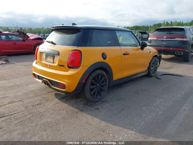 2015 Mini 3 Door Cooper S მანქანა იყიდება აუქციონზე, vin: WMWXP7C50F2A59024, აუქციონის ნომერი: 12661530