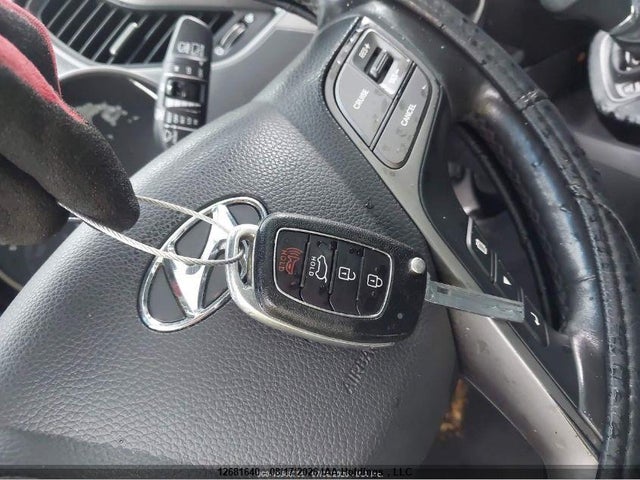 Aukcja sprzedaży 2017 Hyundai Santa Fe Sport 2.4 Se, vin: 5XYZUDLB7HG450377, numer aukcji: 12681640