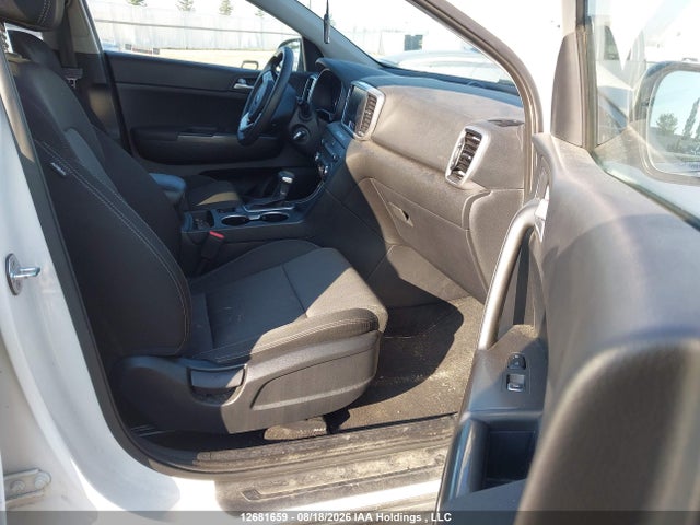 KIA Sportage Lx 2022 KNDPMCAC9N7946142 Image 5