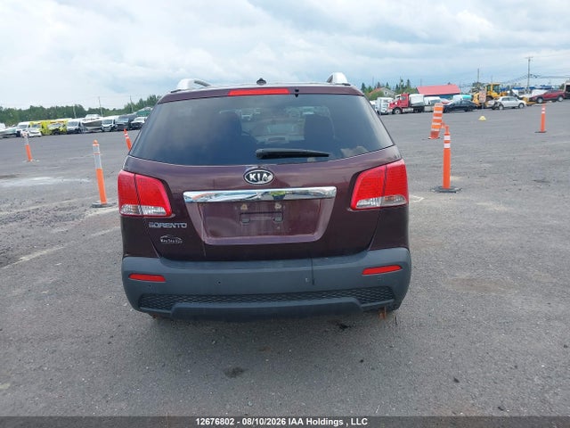 Продажа на аукционе авто 2011 Kia Sorento Lx, vin: 5XYKTCA16BG021506, номер лота: 12676802