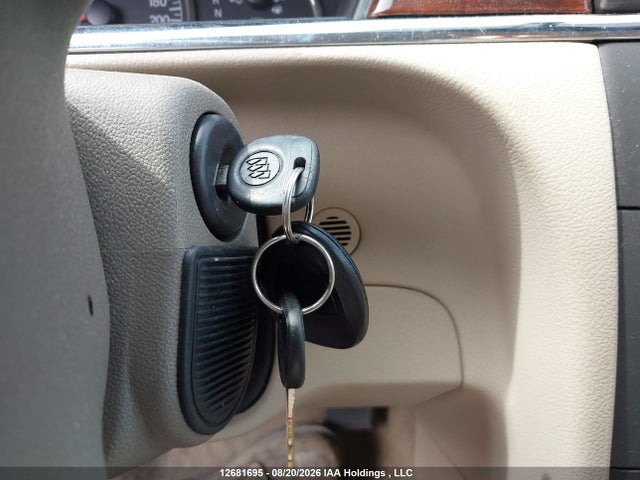 12681695 :رقم المزاد ، 2G4WF582171249168 vin ، 2007 Buick Allure مزاد بيع