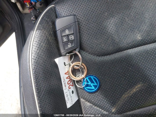 3VV4B7AX7PM036065 Volkswagen Tiguan Highline R-line